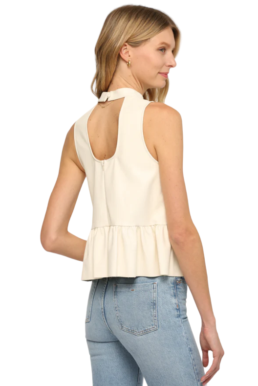 Slip into this eye-catching ivory faux leather peplum top and make a statement! Featuring a keyhole cutout in back and a zip closure, this sleeveless top is both stylish and comfortable.